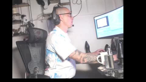 hotkinkytat online show from April 2026 09:31:01 PM