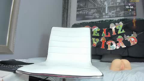 Hotkoljei online show from December 2024 08:13:01 AM