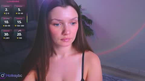 HotKsy online show from October 2025 07:58:01 PM