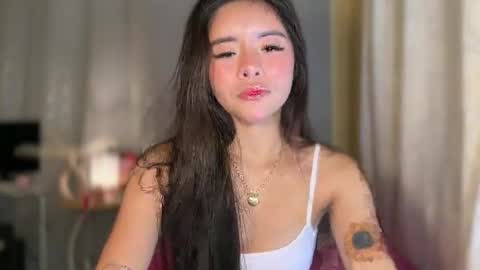 Snapshot of hotloveaxx chatting on May 2026 07:00:01 PM Vea online show from May 2026 07:00:01 PM