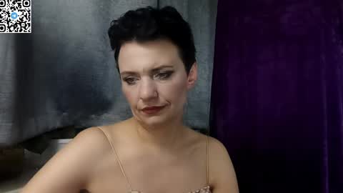 Snapshot of hotmamaqueen234 chatting on April 2026 08:01:02 PM hotmamaqueen234 online show from April 2026 08:01:02 PM