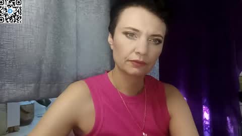 Snapshot of hotmamaqueen234 chatting on April 2026 02:15:02 PM hotmamaqueen234 online show from April 2026 02:15:02 PM