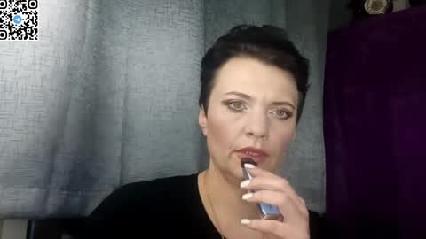 Snapshot of hotmamaqueen234 chatting on May 2026 07:40:02 PM hotmamaqueen234 online show from May 2026 07:40:02 PM