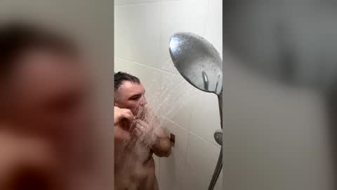 hotman7423 online show from February 2026 10:31:02 AM