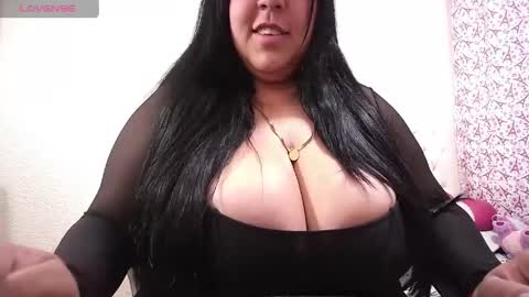 Natalia online show from April 2026 06:52:01 PM