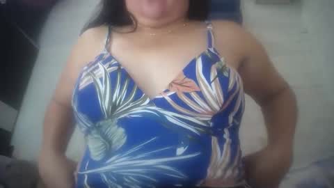 Snapshot of hotmatureladyxxx chatting on January 2025 02:04:01 AM hotmatureladyxxx online show from January 2025 02:04:01 AM