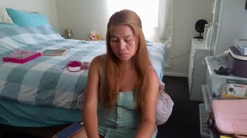 Snapshot of hotme2bwu chatting on March 2026 01:21:01 AM Lena online show from March 2026 01:21:01 AM