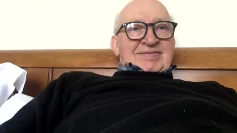 Snapshot of hotmuff99 chatting on January 2025 12:03:02 PM hotmuff99 online show from January 2025 12:03:02 PM