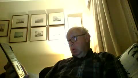 Snapshot of hotmuff99 chatting on October 2025 05:52:02 AM hotmuff99 online show from October 2025 05:52:02 AM