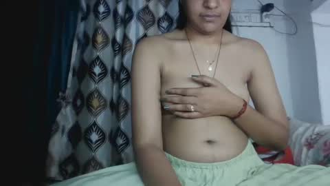 lola online show from March 2026 12:33:01 PM