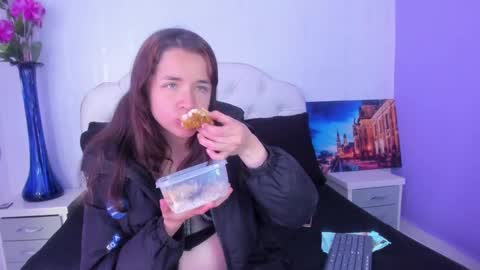 hott_barbie_ online show from November 2025 07:08:01 AM