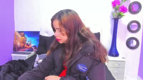 hott_barbie_ online show from November 2025 03:18:02 AM