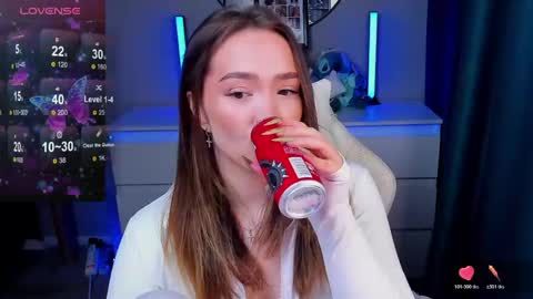 hello Im Eva online show from May 2026 10:09:02 AM