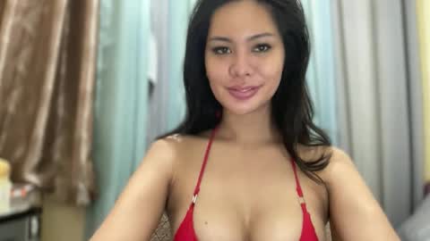 Snapshot of hottest_katarinaxxx chatting on April 2026 06:39:01 AM katarina online show from April 2026 06:39:01 AM
