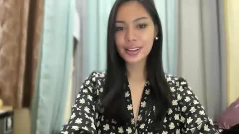 Snapshot of hottest_katarinaxxx chatting on April 2026 06:31:01 AM katarina online show from April 2026 06:31:01 AM