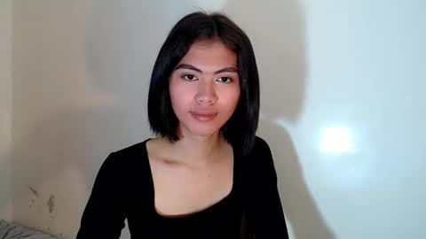 hottestdella69 online show from October 2025 07:52:02 AM