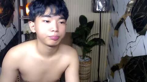 hottestloues online show from June 2026 09:38:01 PM