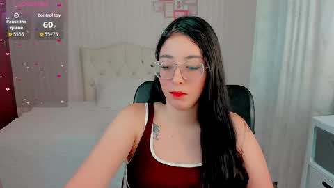 Emmas Room online show from April 2026 12:01:01 AM