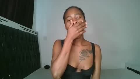 Snapshot of hottie_mistie chatting on June 2026 06:45:02 AM hottie_mistie online show from June 2026 06:45:02 AM