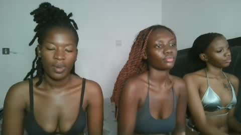 Snapshot of hottie_mistie chatting on June 2026 05:23:02 AM hottie_mistie online show from June 2026 05:23:02 AM