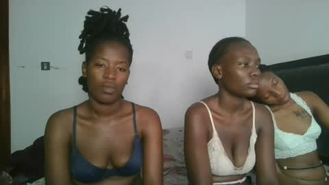 Snapshot of hottie_mistie chatting on June 2026 07:02:01 AM hottie_mistie online show from June 2026 07:02:01 AM