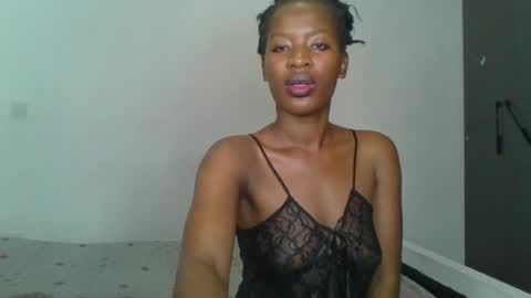 Snapshot of hottie_mistie chatting on July 2026 11:04:02 AM hottie_mistie online show from July 2026 11:04:02 AM
