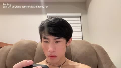 Snapshot of hottiewithabody101 chatting on June 2026 01:23:01 PM hottiewithabody101 online show from June 2026 01:23:01 PM