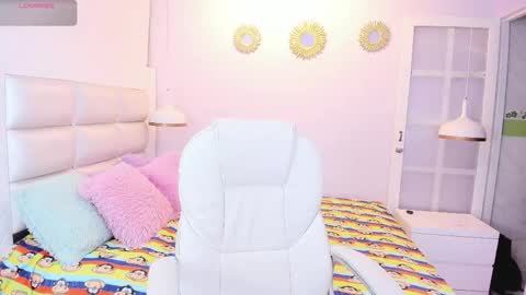 hottiie_guy online show from October 2025 12:17:02 PM