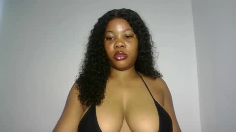 hotty_lora889 online show from February 2026 10:49:02 AM