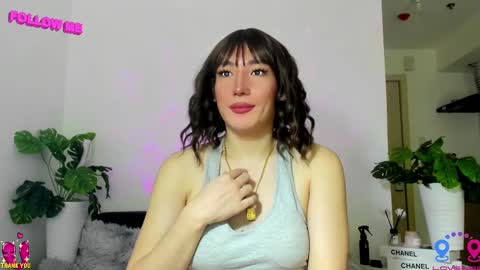 crishinahotty online show from February 2025 06:07:01 AM