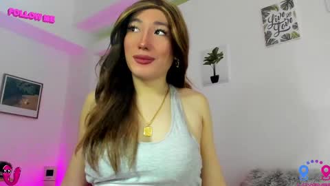 crishinahotty online show from February 2025 02:59:01 AM