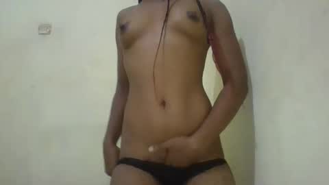 hotvanessa98 online show from May 2026 04:47:02 PM