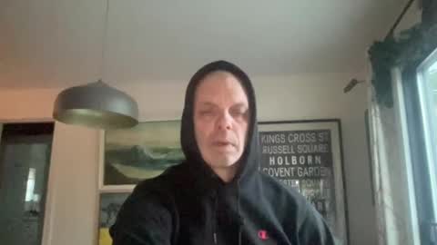 Snapshot of howlingatnothing chatting on December 2024 08:36:01 PM howlingatnothing online show from December 2024 08:36:01 PM