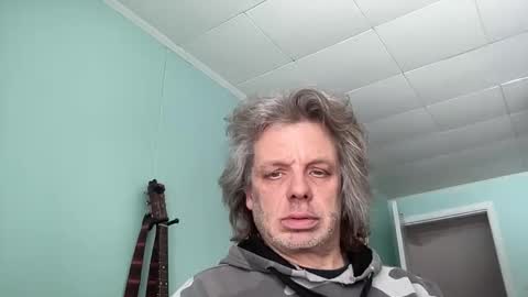 Snapshot of howlingatnothing chatting on February 2026 06:59:02 PM howlingatnothing online show from February 2026 06:59:02 PM