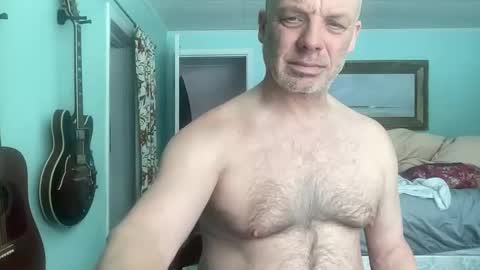 Snapshot of howlingatnothing chatting on February 2026 05:00:02 PM howlingatnothing online show from February 2026 05:00:02 PM