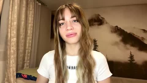 hsiuscherich online show from December 2025 02:12:02 PM