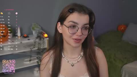 Snapshot of huba_booba chatting on October 2025 07:12:01 PM Diane online show from October 2025 07:12:01 PM