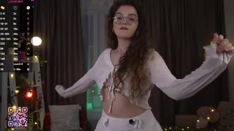 Diane online show from April 2026 07:26:02 PM