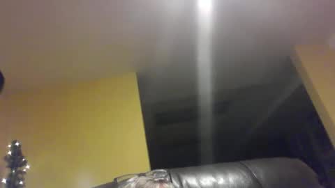 huckfinn1976 online show from January 2025 02:27:02 AM