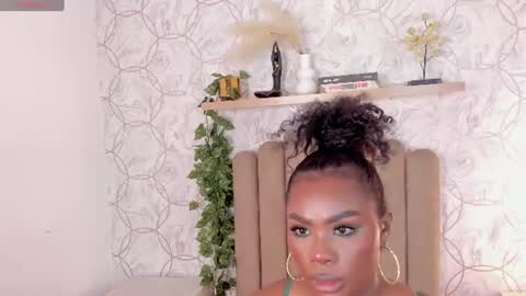 Snapshot of huge_boobs_ebony chatting on June 2026 07:18:02 PM huge boobs ebony online show from June 2026 07:18:02 PM