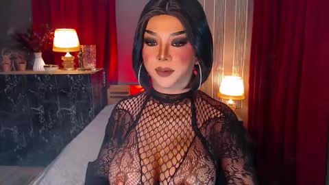 Christine online show from October 2025 08:09:02 AM