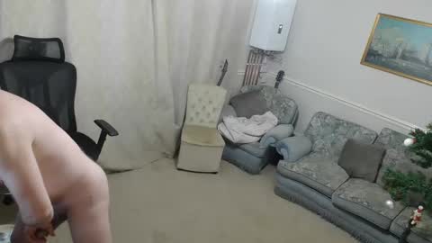 Snapshot of hugedick1965 chatting on December 2025 10:05:02 PM hugedick1965 online show from December 2025 10:05:02 PM