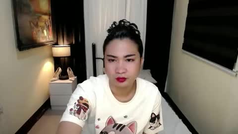 Snapshot of hugemusclecockts chatting on May 2026 11:30:02 AM yesha fox online show from May 2026 11:30:02 AM