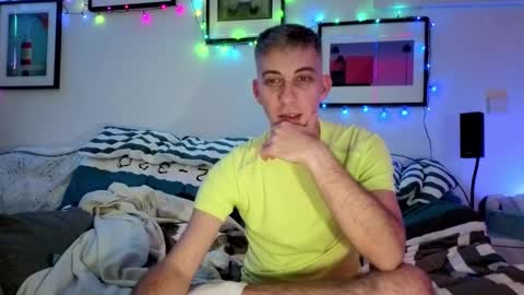 Hugo online show from December 2024 09:50:02 PM