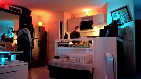 Hugo online show from January 2025 08:39:01 PM