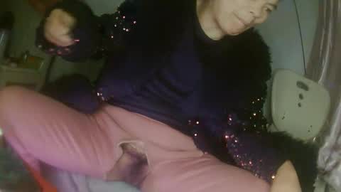 hujiajia520321431 online show from February 2026 09:41:01 PM