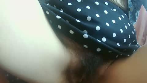 hujiajia520321431 online show from April 2026 06:19:01 AM