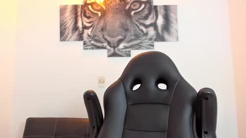 Eli online show from March 2026 11:44:01 PM