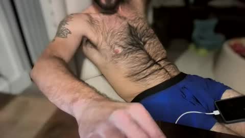 Snapshot of hungbistud916 chatting on December 2025 05:23:01 AM hungbistud916 online show from December 2025 05:23:01 AM