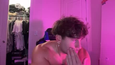 hungkingg22 online show from April 2026 05:10:02 PM